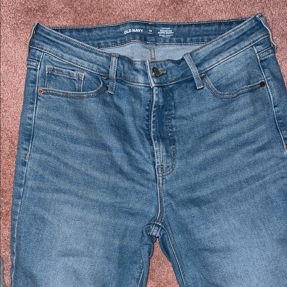 Old Navy Women's Light Blue Skinny Jeans - Picture 4 of 5